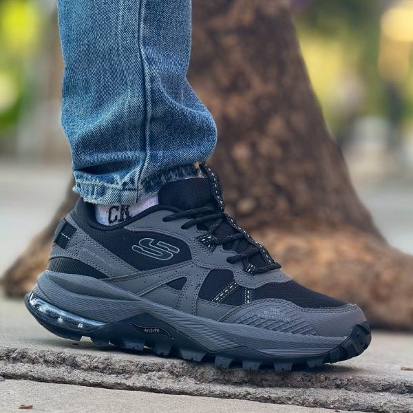 Skechers Arch Fit Trail Air men's lace-up outdoor sneaker