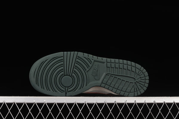 OTOMO KATSUHIRO X NIKE SB DUNK LOW STEAMBOY - GREEN/ORANGE